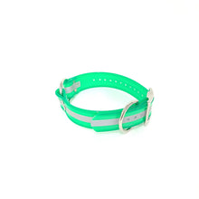 Load image into Gallery viewer, 1 1/2" Reflective Dayglo Center Ring DIF 22" Collar