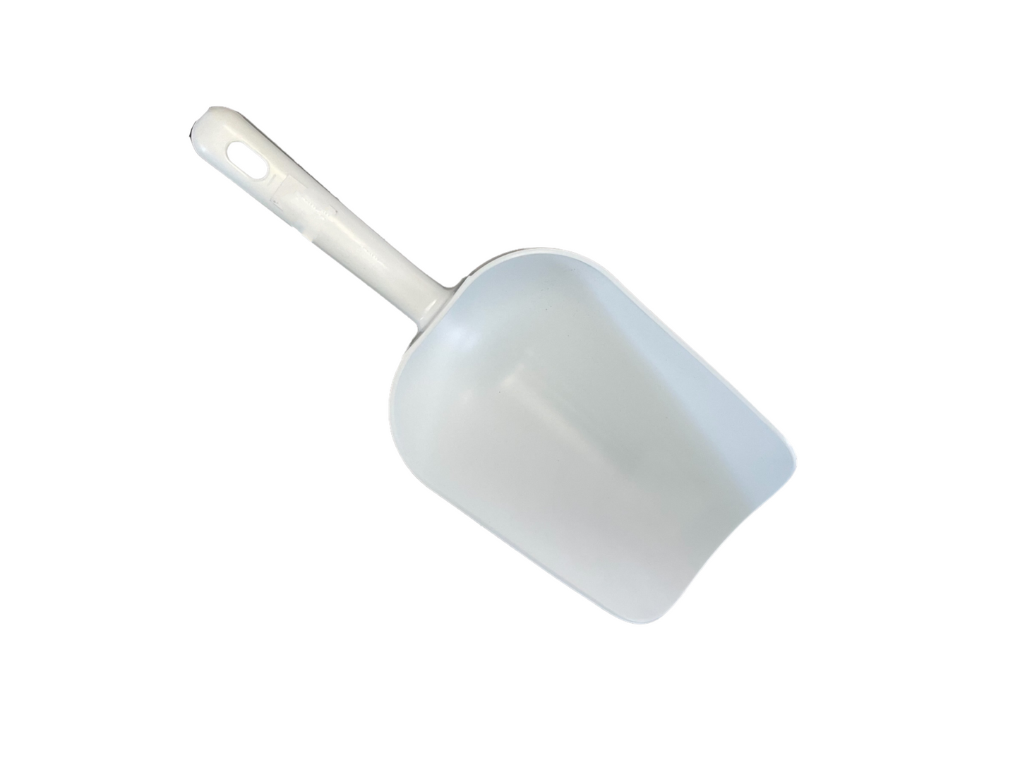 Plastic 1 Pint Feed Scoop